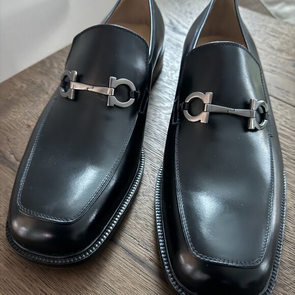 Ferragamo Men's Foster Gancini Bit Loafers - Picture 5 of 8